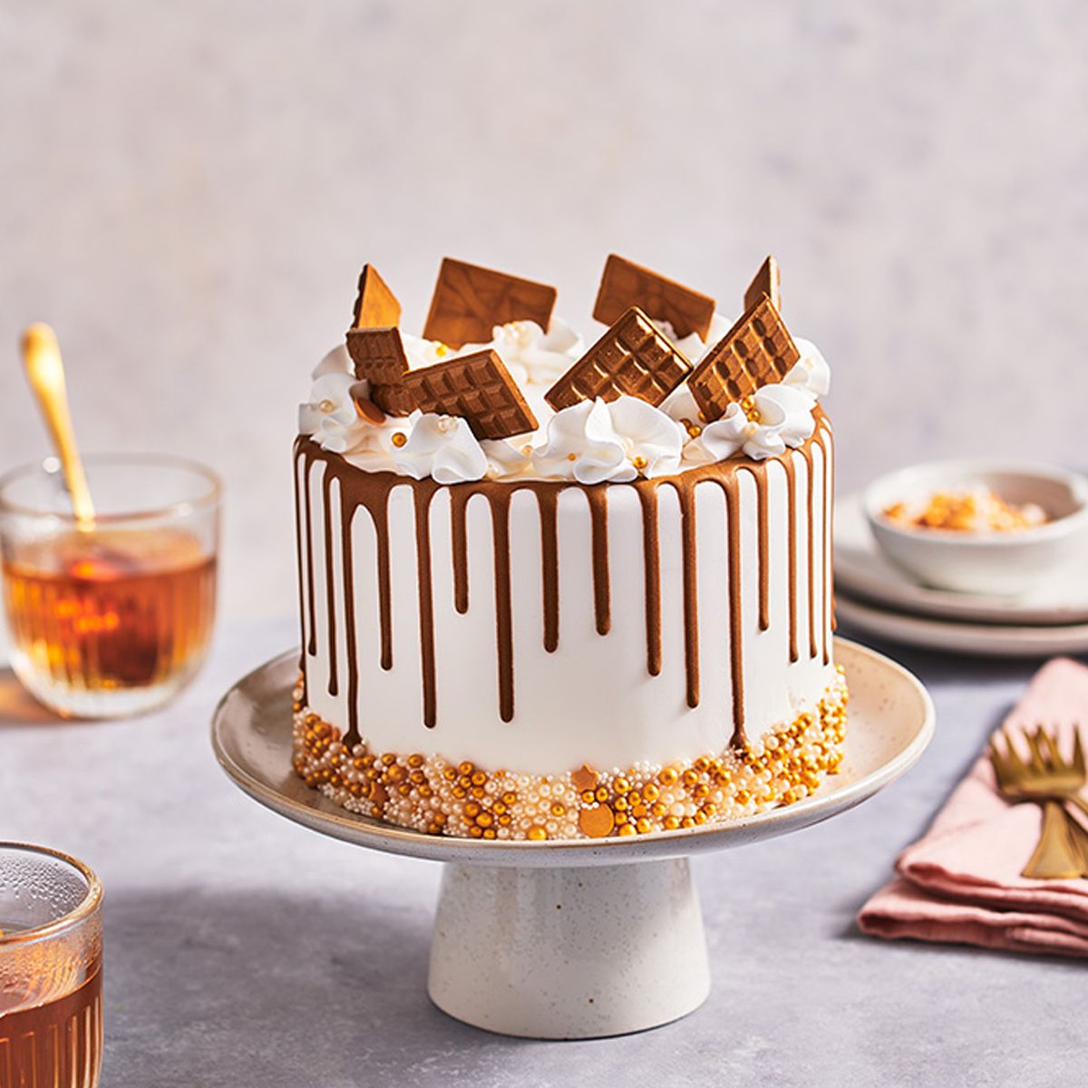 Poleva stékaná drip Dark Gold tmavá zlatá 180 g 